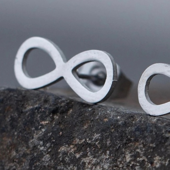 NEW - SILVER STAINLESS STEEL INFINITY POST EARRINGS! - Picture 2 of 13